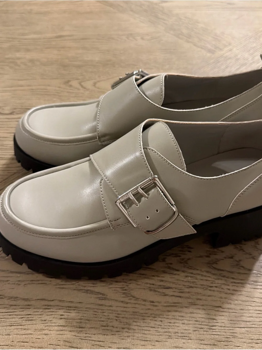 Marc Fisher Hazelton Loafer Size 8.5 Block Heel Slip On